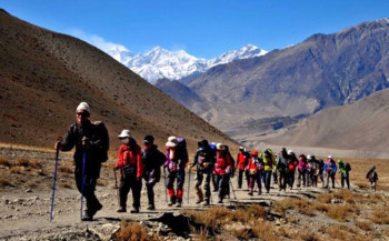 अप्रिलमा १२ प्रतिशतले बढ्याे नेपाल भित्रने पर्यटककाे संख्या