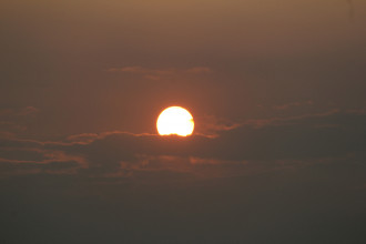 नवलपुरकाे माैलाकालीकाबाट देखिएकाे सूर्योदय