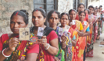 भारतमा लाेकसभाकाे निर्वाचनअन्तर्गत पहिलाे चरणकाे निर्वाचन आज